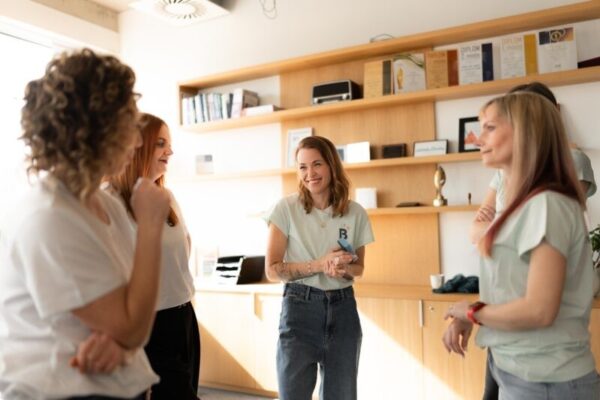 Úklidová pracovnice (úklid domácností, 200,-/h, vhodé pro maminky na RD)