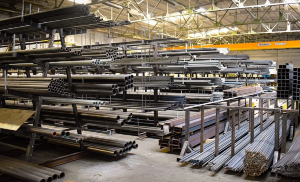 Vedoucí směny / Skladník hutního materiálu – až 47 000 Kč